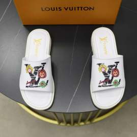 Picture of Louis Vuitton Slippers _SKULVsz38-45hnh0423983